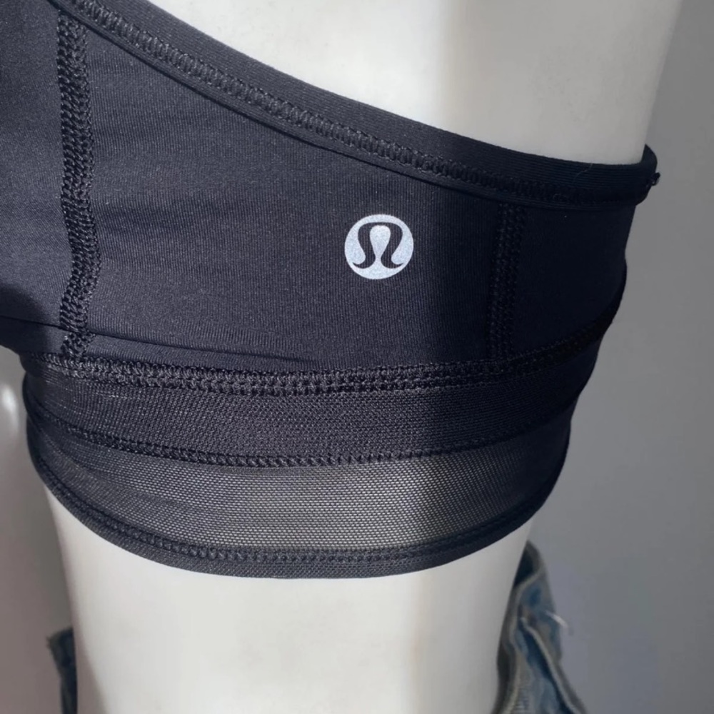 Lululemon bra - Picture 3 of 5